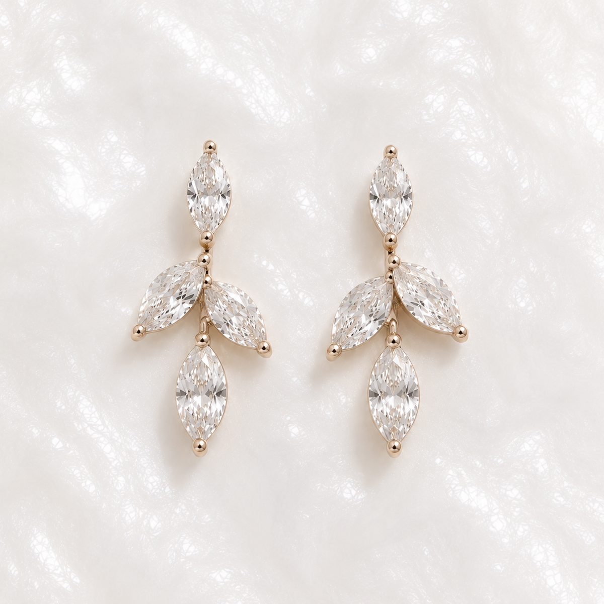 Élan Laurel Earrings